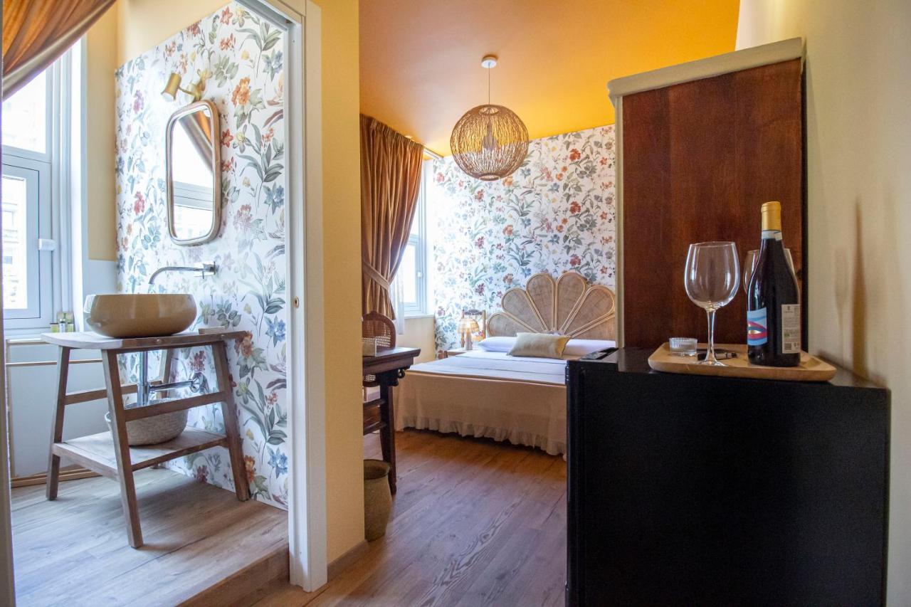Epimoni B&B คาตาเนีย ภายนอก รูปภาพ