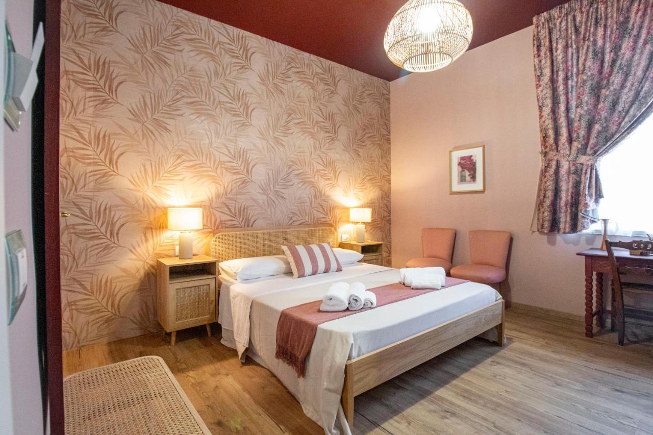 Epimoni B&B คาตาเนีย ภายนอก รูปภาพ