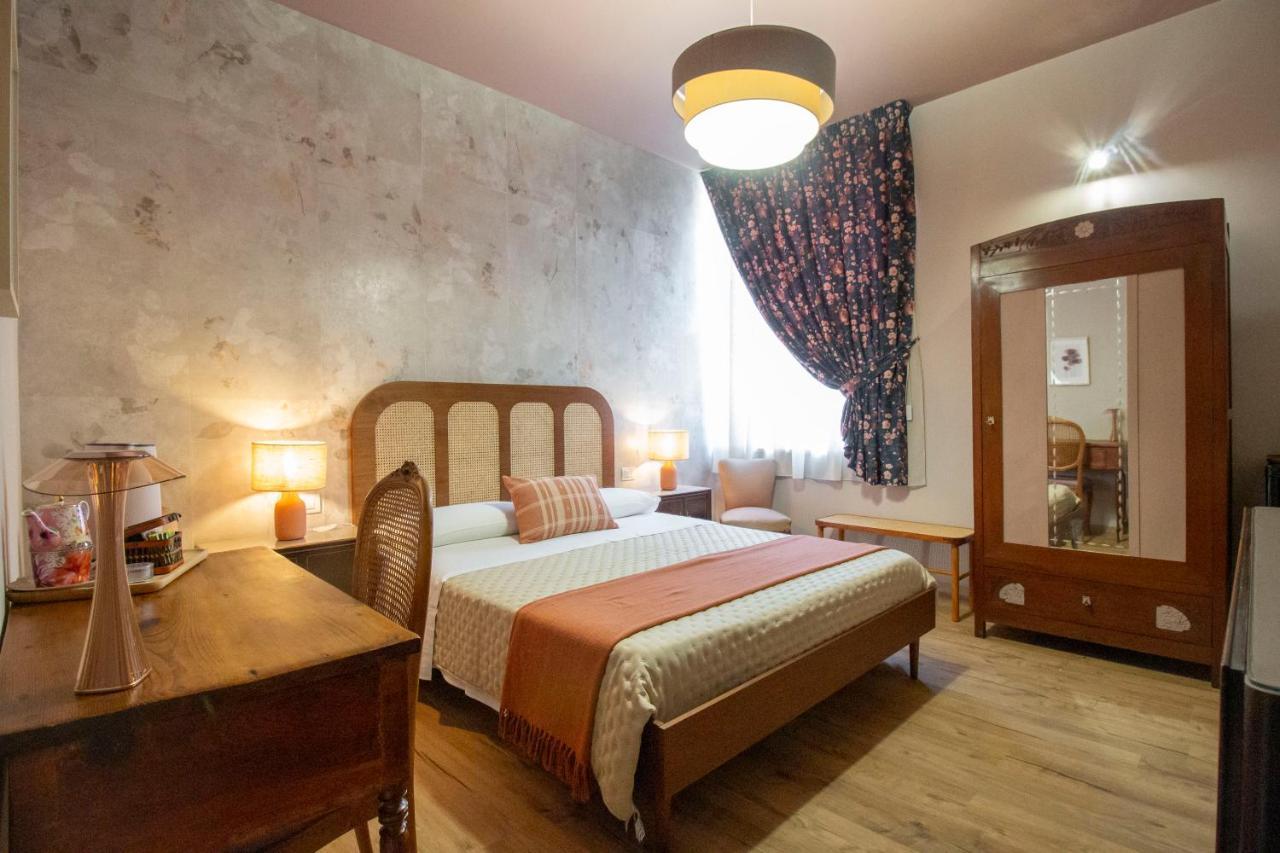 Epimoni B&B คาตาเนีย ภายนอก รูปภาพ