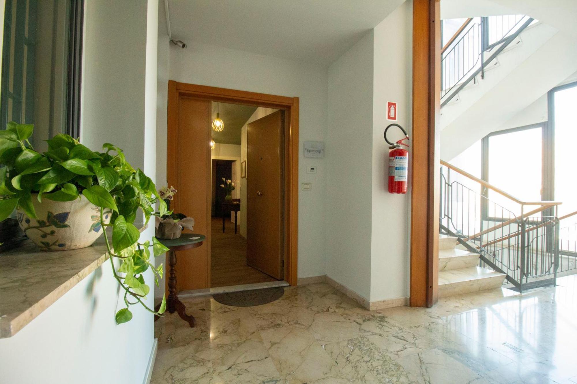 Epimoni B&B คาตาเนีย ภายนอก รูปภาพ